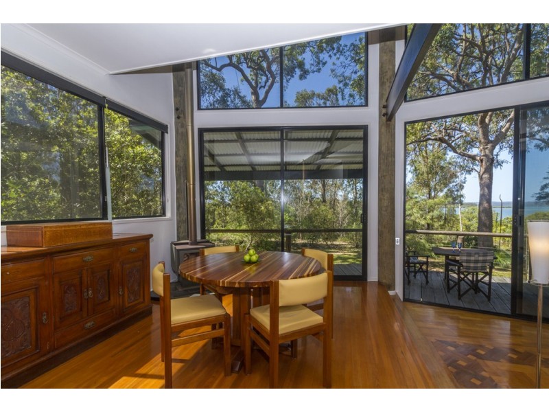 20 The Esplanade, Karragarra Island QLD 4184