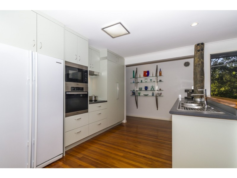 20 The Esplanade, Karragarra Island QLD 4184