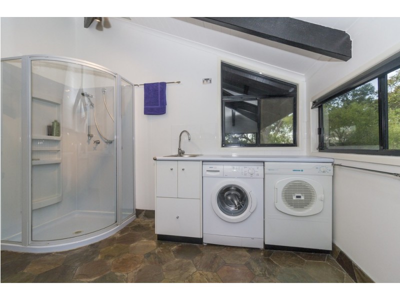 20 The Esplanade, Karragarra Island QLD 4184