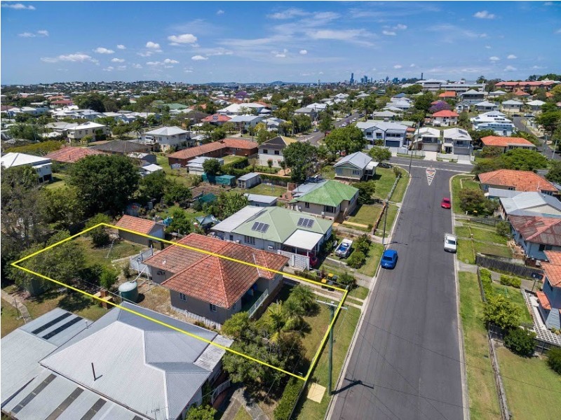 11 Connolly Street, Kedron QLD 4031