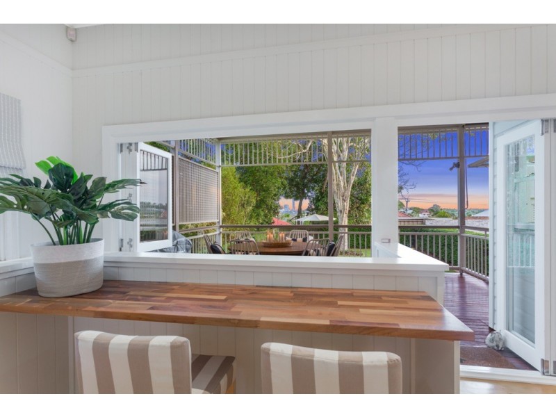 22 Evelyn Street, Grange QLD 4051