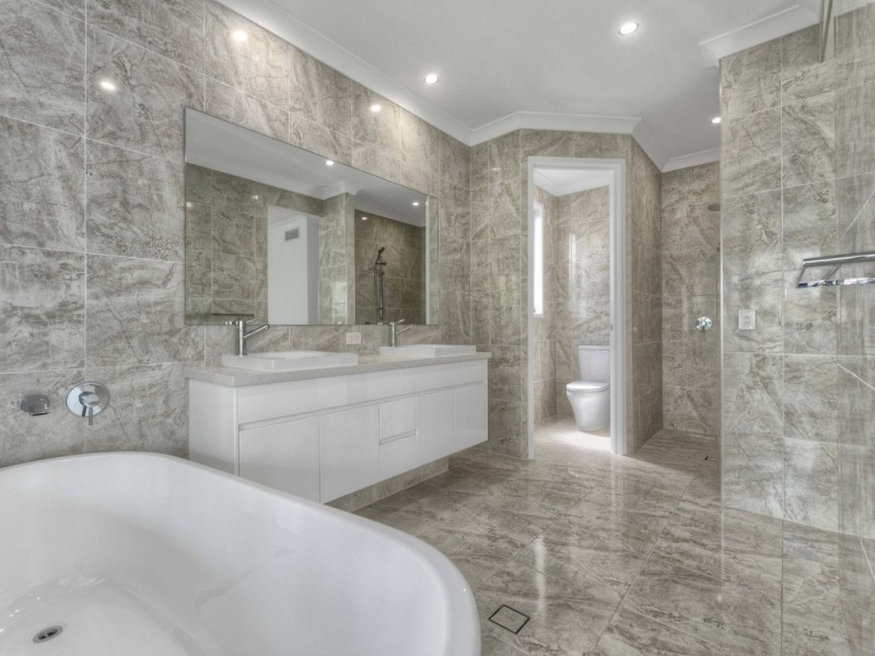 49 Fifth Avenue, Wilston QLD 4051