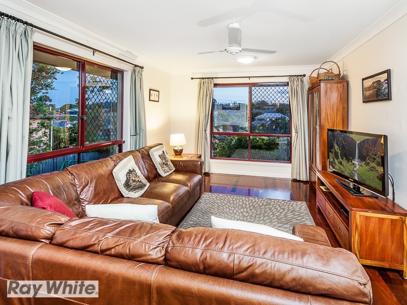 7 Carroll Court, Arana Hills QLD 4054