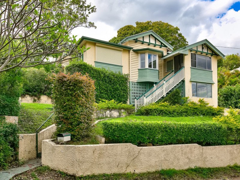 45 Lansdowne Street, Newmarket QLD 4051