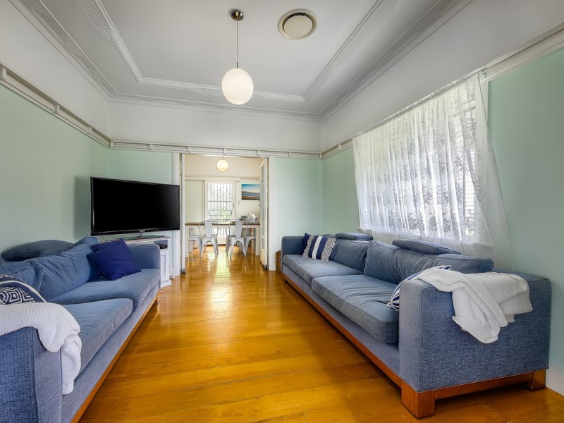 45 Lansdowne Street, Newmarket QLD 4051