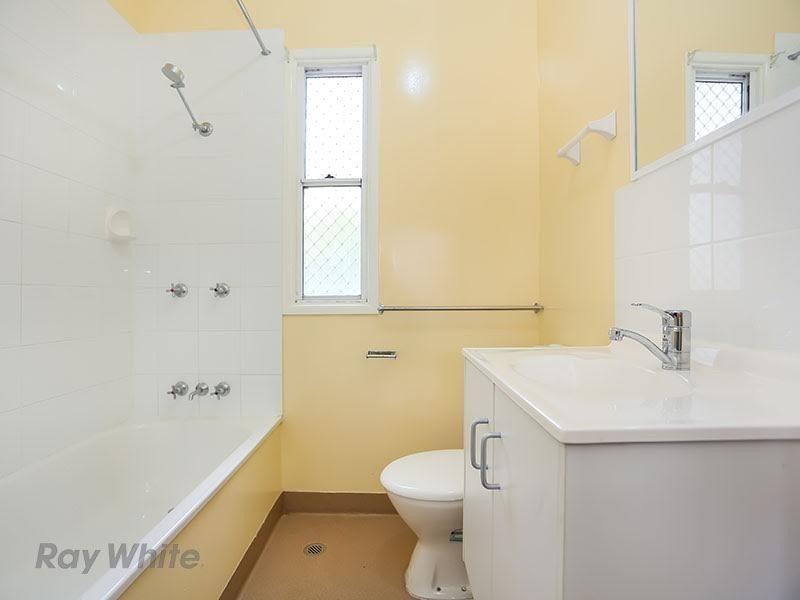 64 Tolmie Street, Zillmere QLD 4034