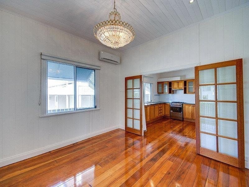 153 Main Avenue, Windsor QLD 4030