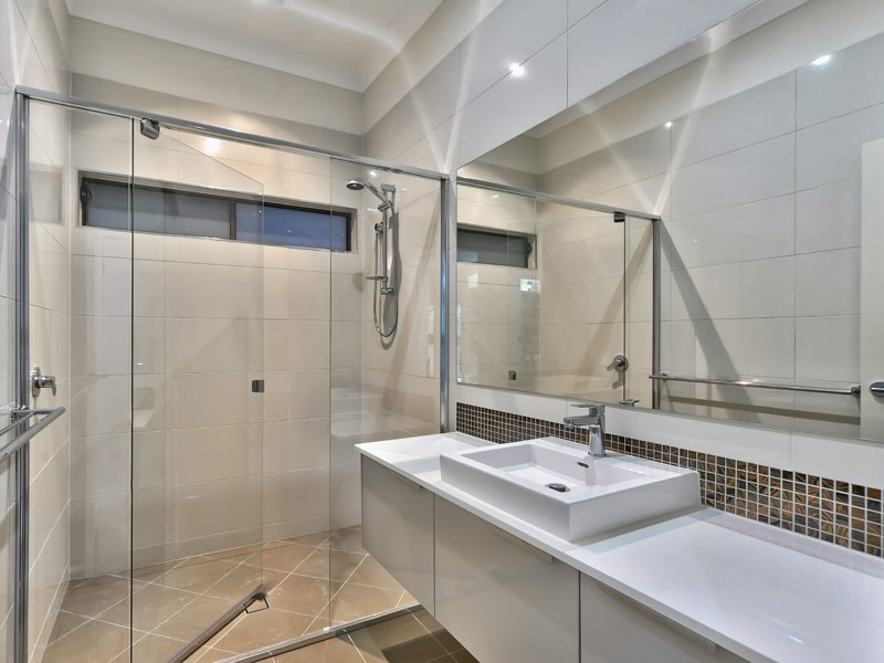 7 Mardale Street, Grange QLD 4051