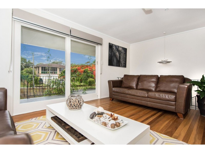 8 Gilmour Street, Chermside West QLD 4032