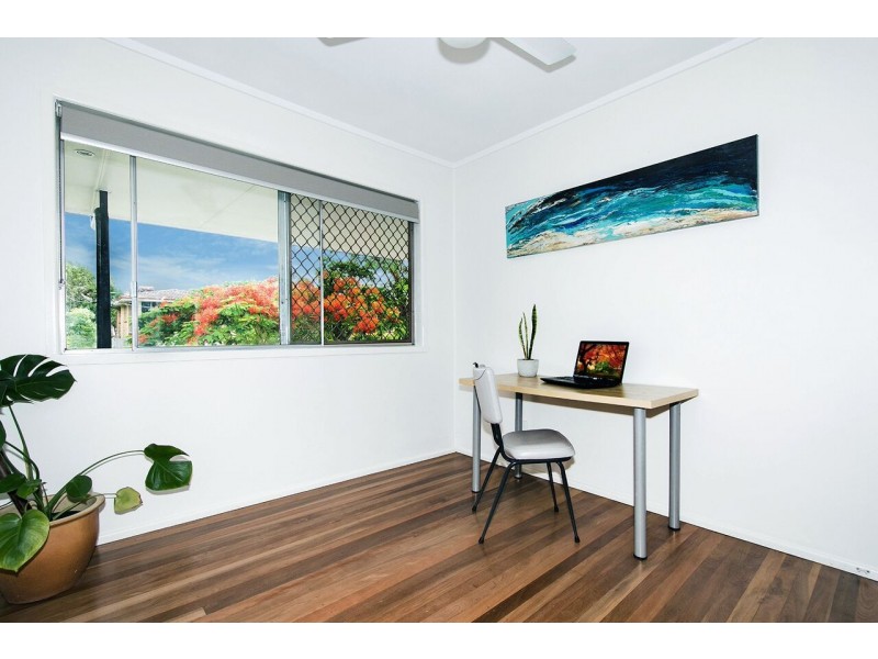 8 Gilmour Street, Chermside West QLD 4032