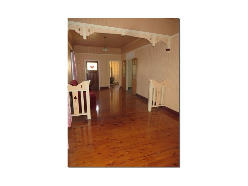 18 Rosemount Terrace, Windsor QLD 4030