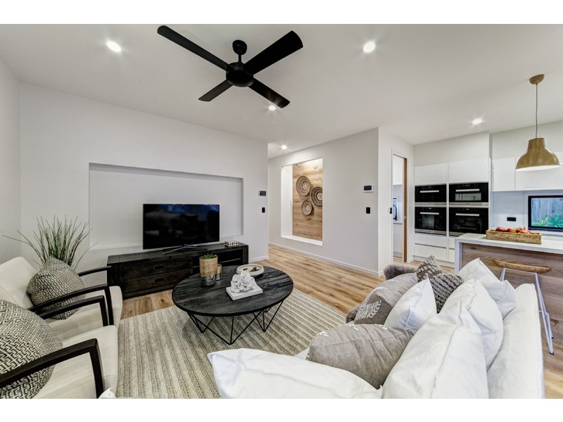 68 Raceview Avenue, Hendra QLD 4011