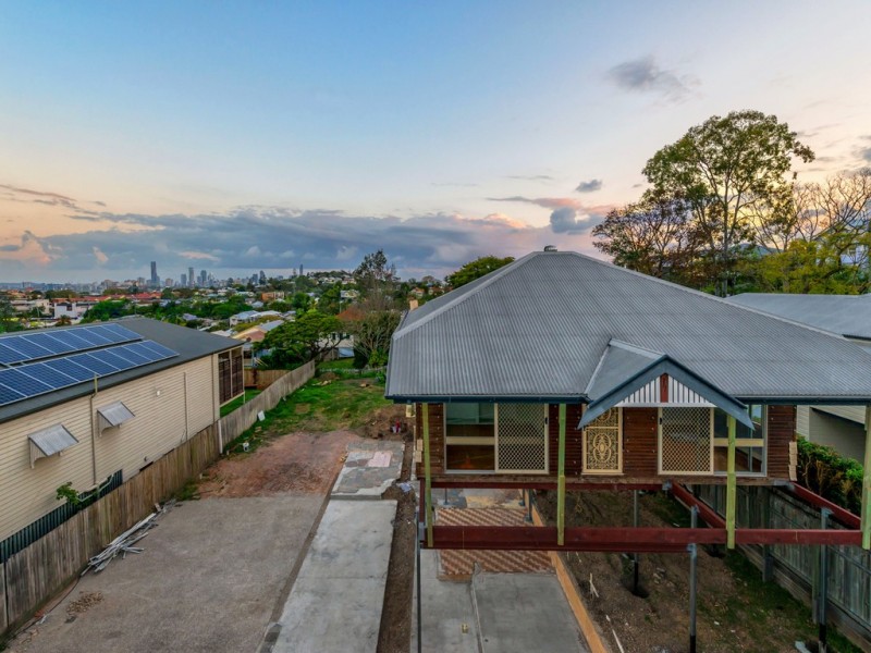 28 Newton Street, Grange QLD 4051