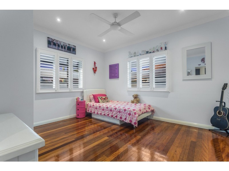 54 Agincourt Street, Grange QLD 4051