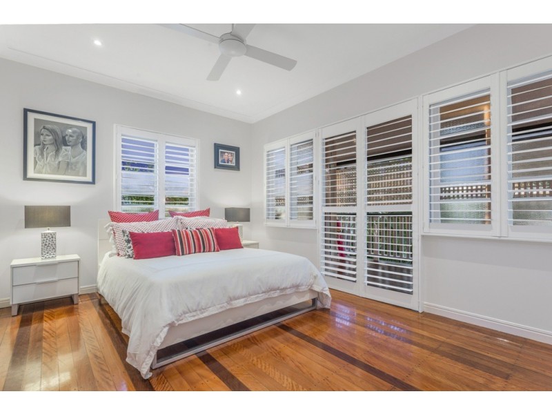 54 Agincourt Street, Grange QLD 4051