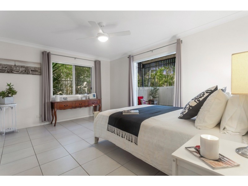 54 Agincourt Street, Grange QLD 4051