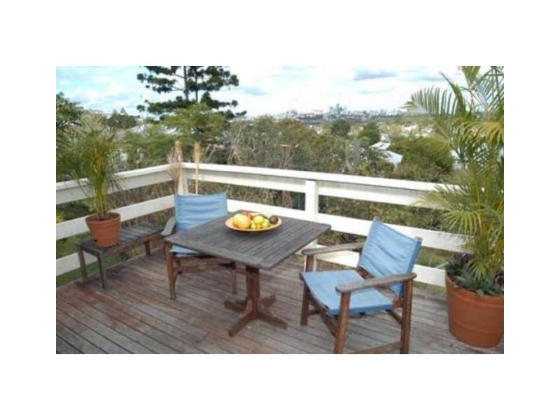 19 Dalrymple Street, Wilston QLD 4051