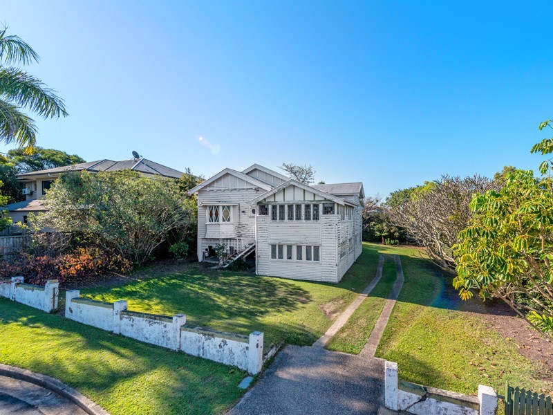 40 Glenfern Avenue, Kedron QLD 4031