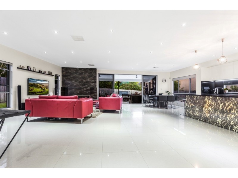 77 Jardine Street, Stafford QLD 4053