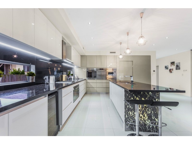 77 Jardine Street, Stafford QLD 4053