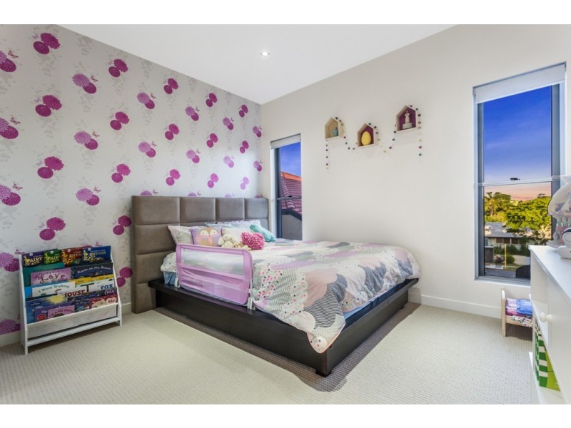 77 Jardine Street, Stafford QLD 4053