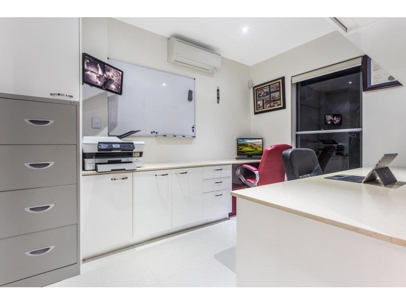 77 Jardine Street, Stafford QLD 4053