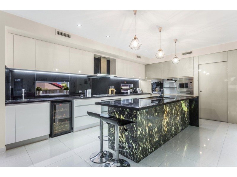 77 Jardine Street, Stafford QLD 4053