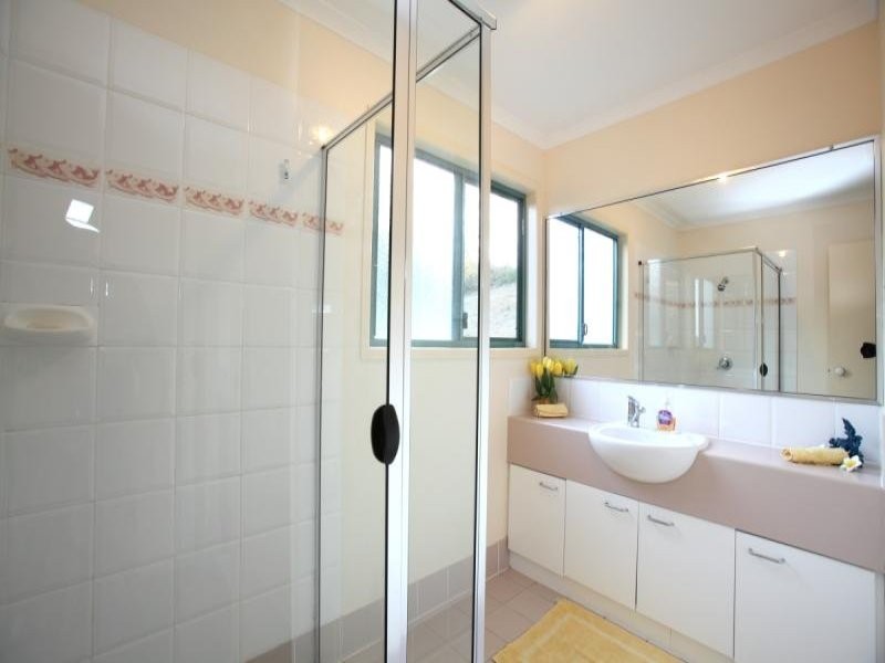 27 Alison Booker Court, Kobble Creek QLD 4520