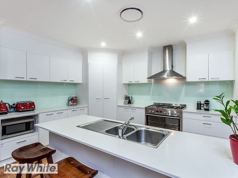 69 Woolshed Street, Ferny Hills QLD 4055