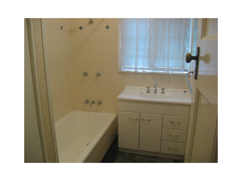 61 Twelfth Avenue, Kedron QLD 4031