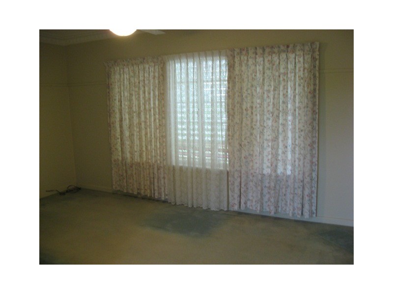 61 Twelfth Avenue, Kedron QLD 4031