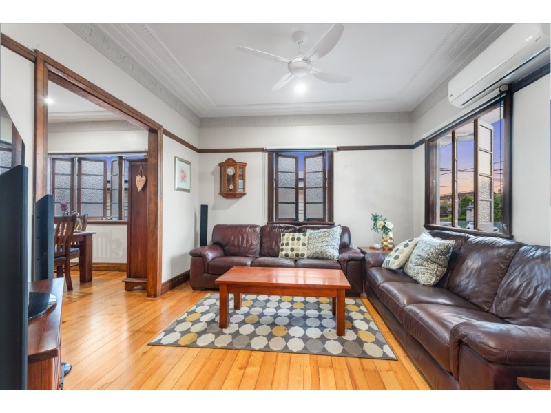 49 Seabrook Street, Kedron QLD 4031