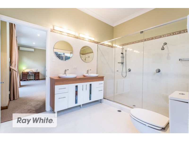 18 Steiler Court, Bunya QLD 4055