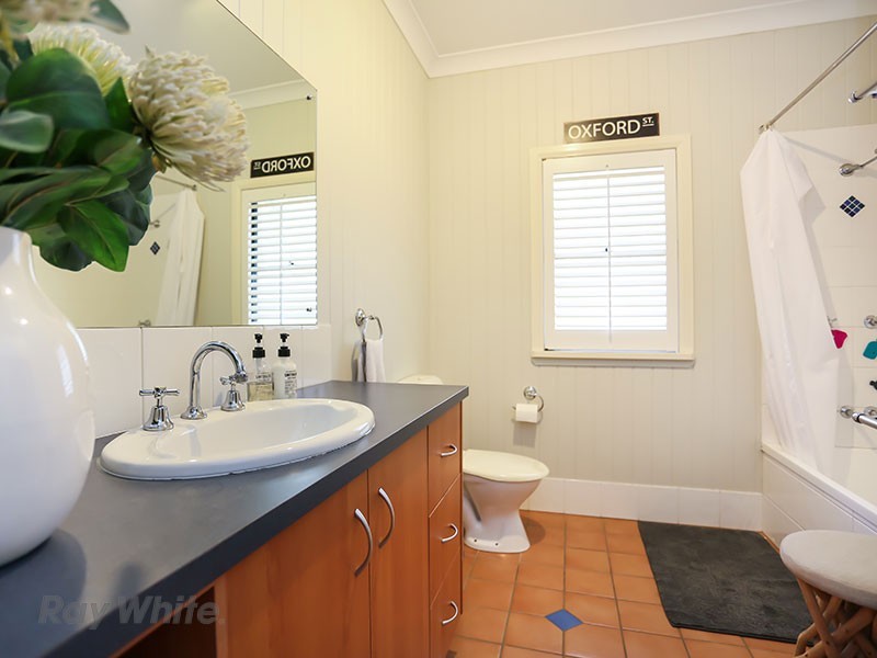 87a Uxbridge Street, Grange QLD 4051