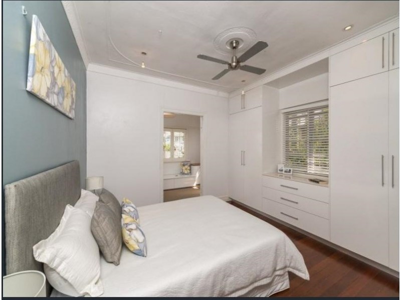 7 Crawford Avenue, Stafford QLD 4053