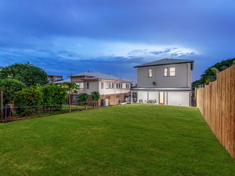 28 Fifth Avenue, Kedron QLD 4031