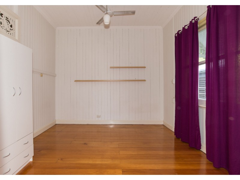 13 Cox Road, Windsor QLD 4030