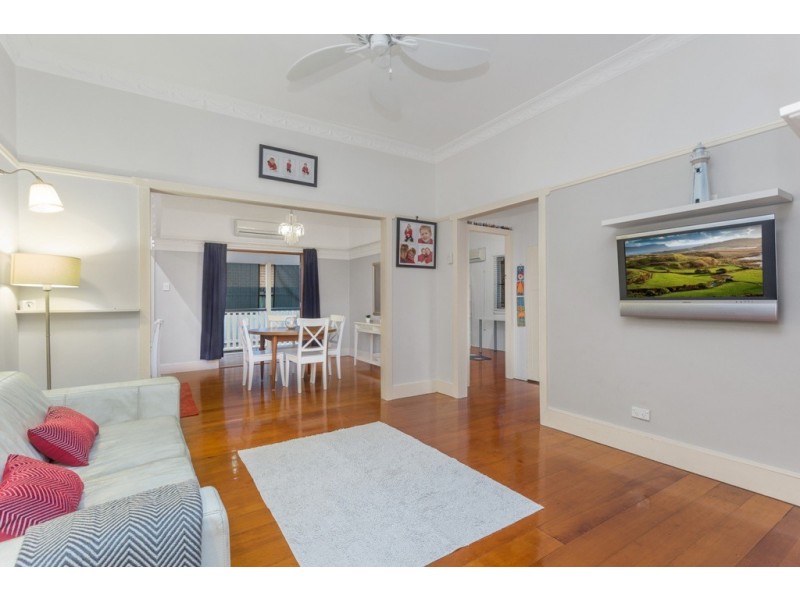 116 Montpelier Street, Newmarket QLD 4051