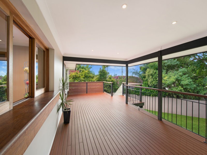 6 Lovedale Street, Wilston QLD 4051