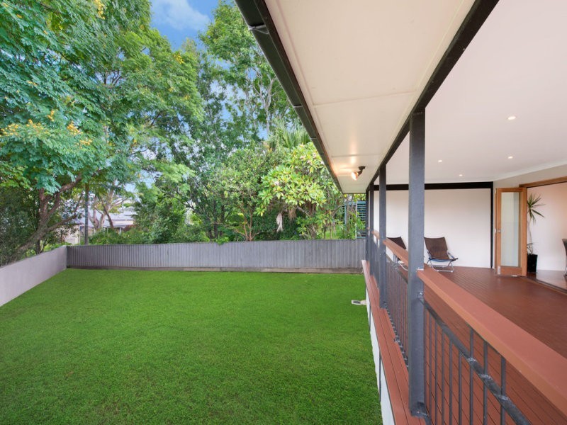 6 Lovedale Street, Wilston QLD 4051