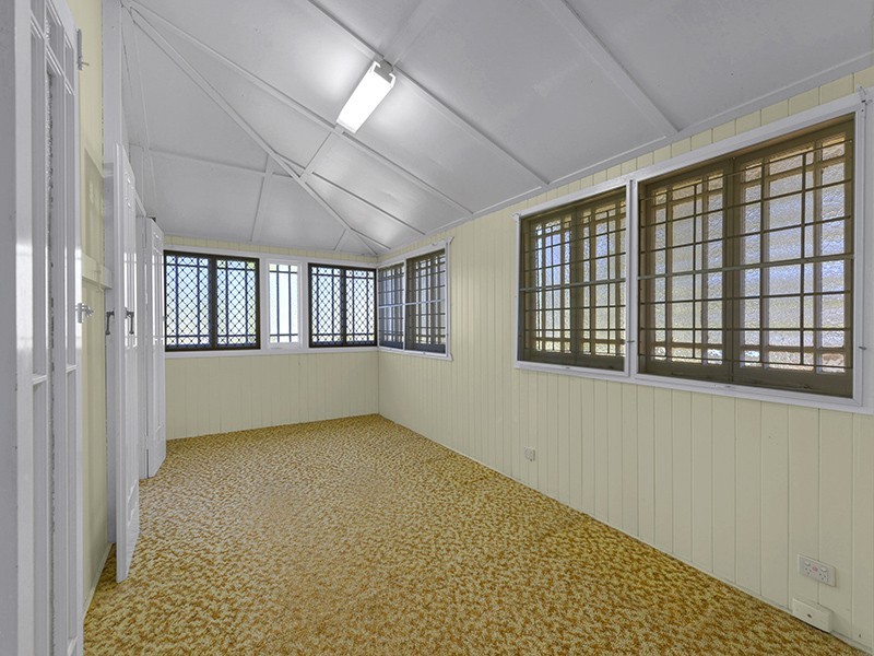 10 Badger Street, Newmarket QLD 4051