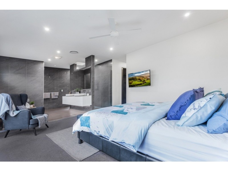 38 Hilda Street, Alderley QLD 4051