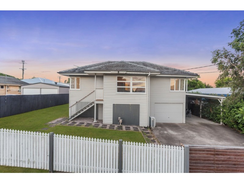 19 Basnett Street, Chermside West QLD 4032