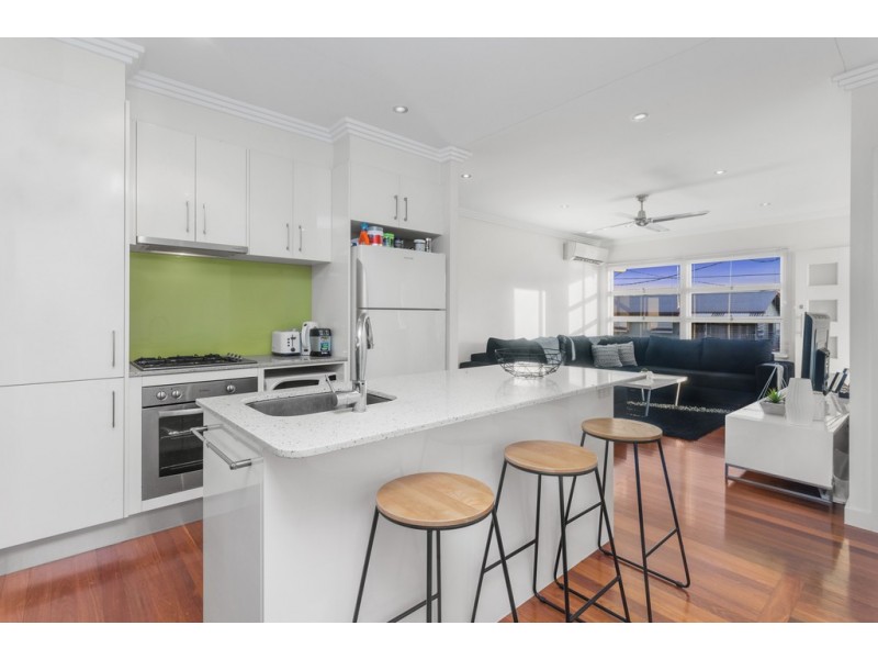 19 Basnett Street, Chermside West QLD 4032