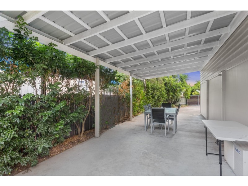 19 Basnett Street, Chermside West QLD 4032