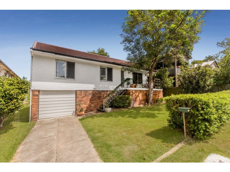 18 Gracemere Street, Newmarket QLD 4051