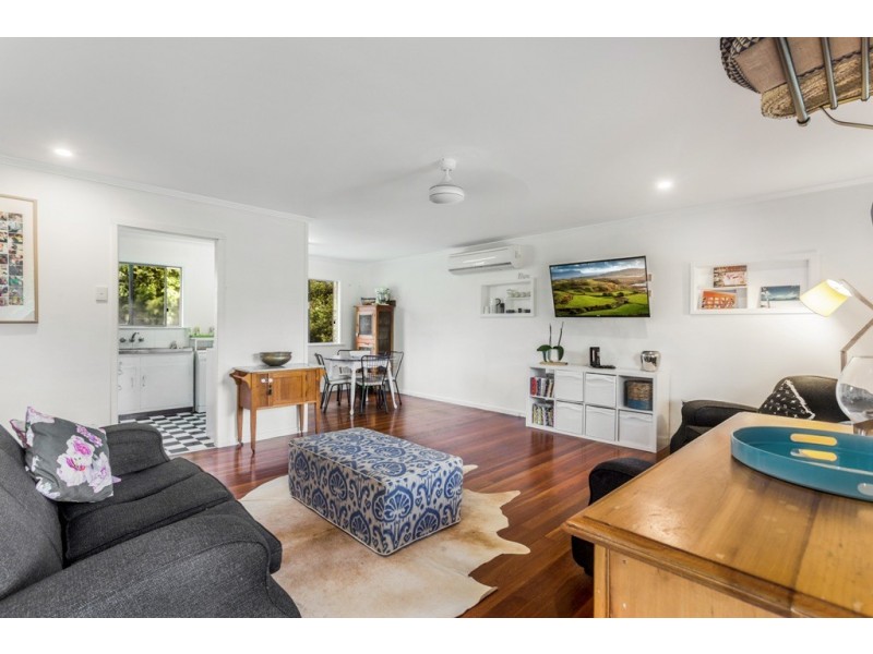 18 Gracemere Street, Newmarket QLD 4051