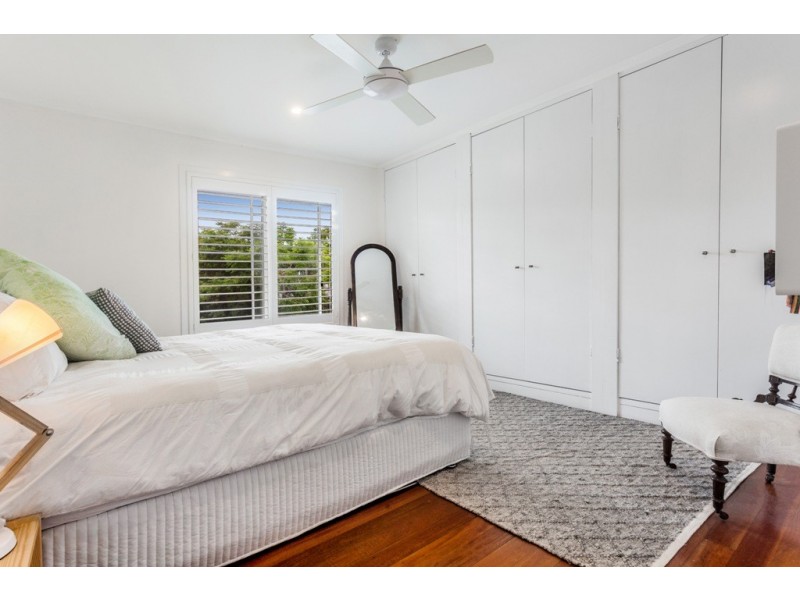 18 Gracemere Street, Newmarket QLD 4051