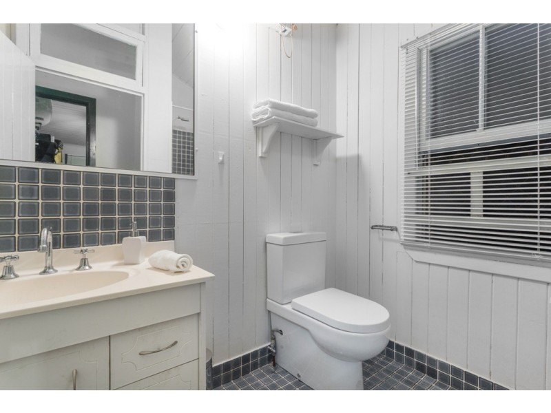 166 Bonney Avenue, Clayfield QLD 4011