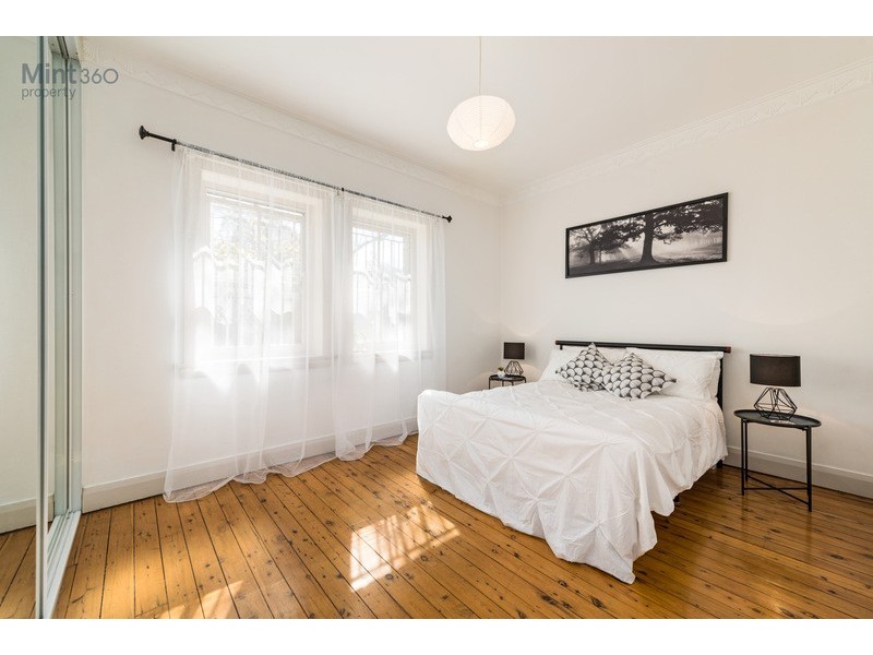 2/23A Allens Parade, Bondi Junction NSW 2022